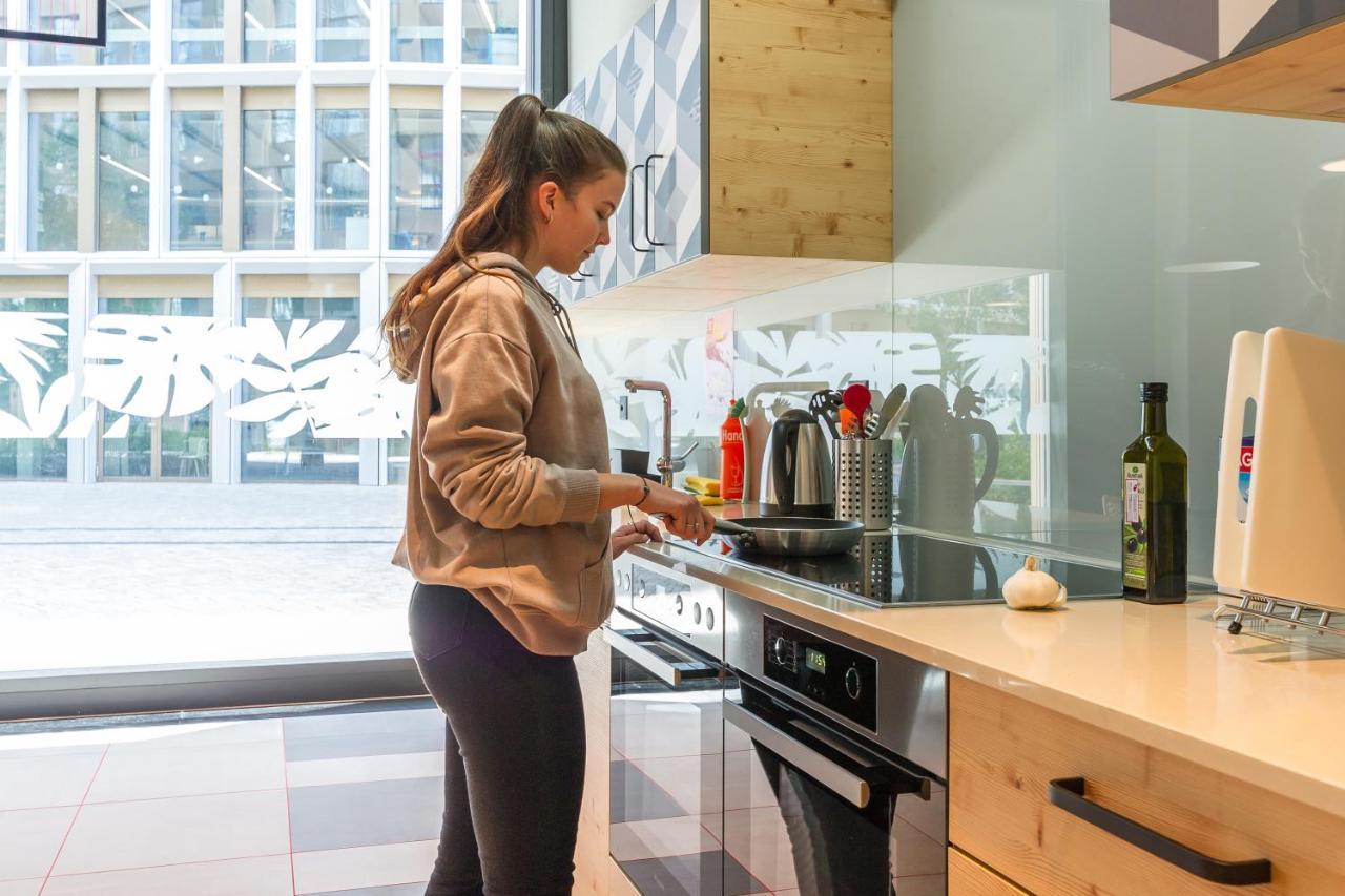 Meininger Hotel Zuerich Greencity Dış mekan fotoğraf